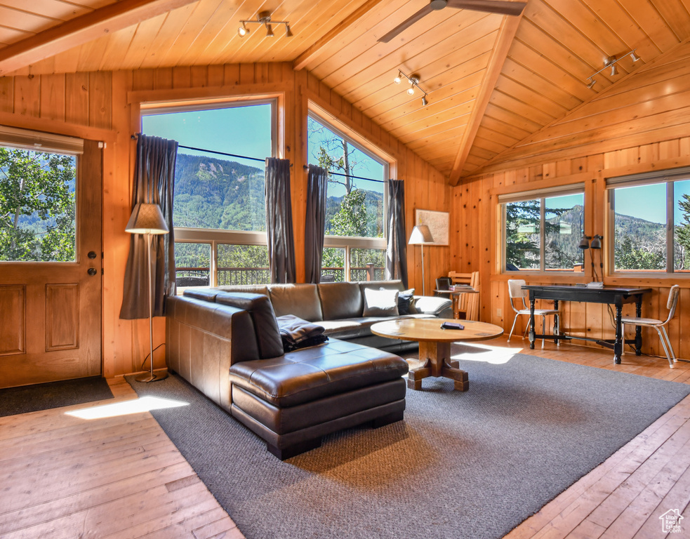 Photo 10 for MLS #2103635 at 64 Navajo Way