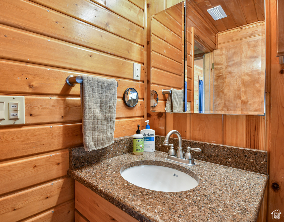 Photo 17 for MLS #2103635 at 64 Navajo Way