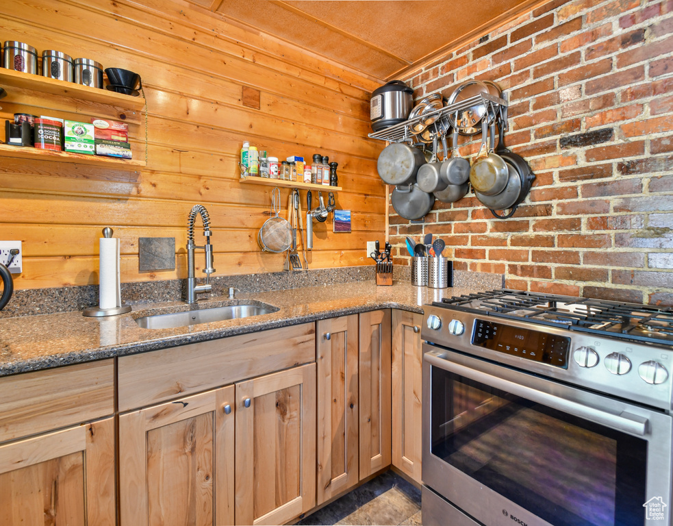 Photo 22 for MLS #2103635 at 64 Navajo Way
