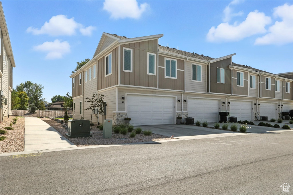 Photo 38 for MLS #2103651 at 93 W 925 North