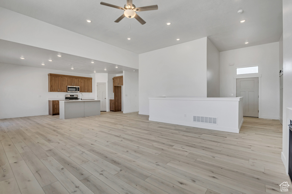 Photo 19 for MLS #2103653 at 328 S Osborne Ct #809