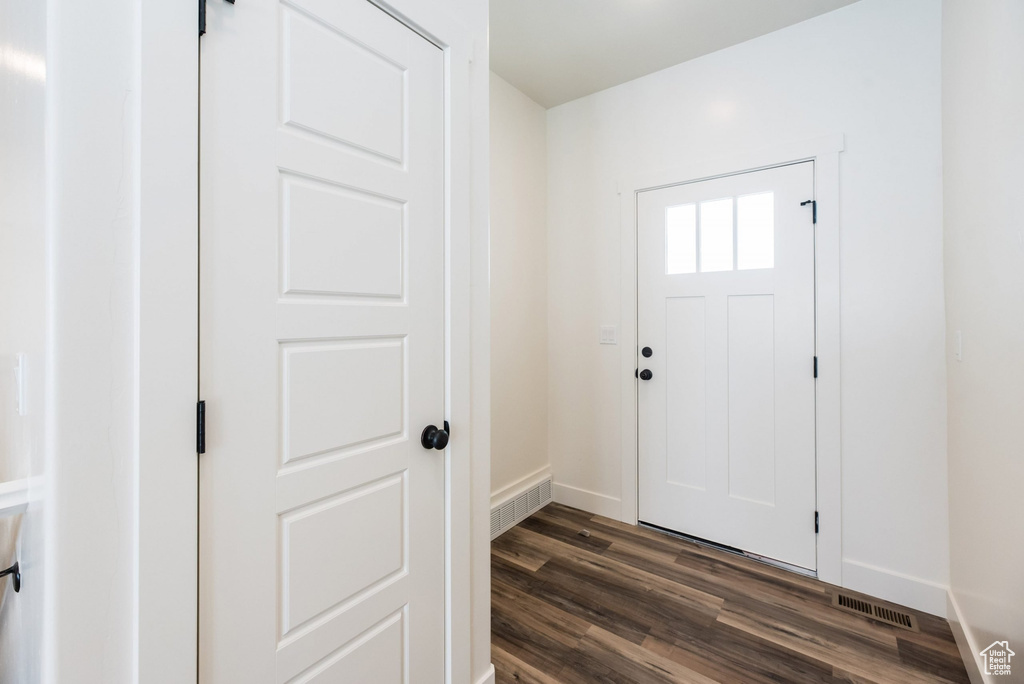 Photo 14 for MLS #2103655 at 697 W 20 North