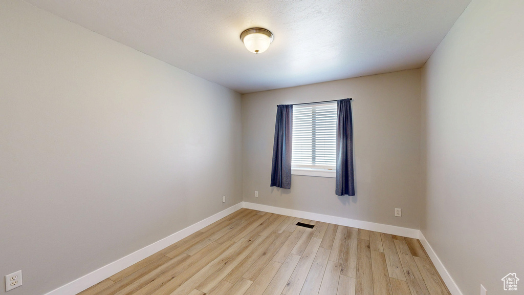 Photo 8 for MLS #2103659 at 3137 E Canyon Loop