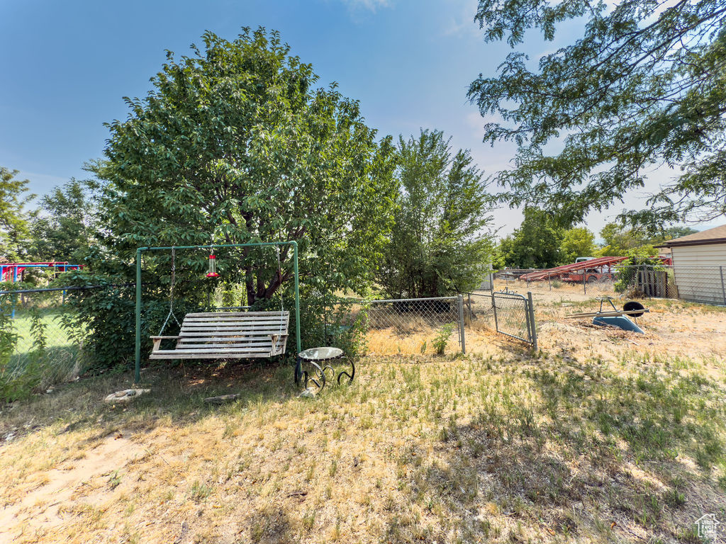 Photo 19 for MLS #2103671 at 1945 W 4100 North