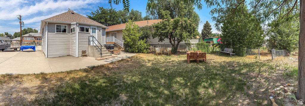 Photo 2 for MLS #2103671 at 1945 W 4100 North