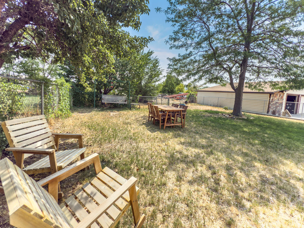 Photo 9 for MLS #2103671 at 1945 W 4100 North