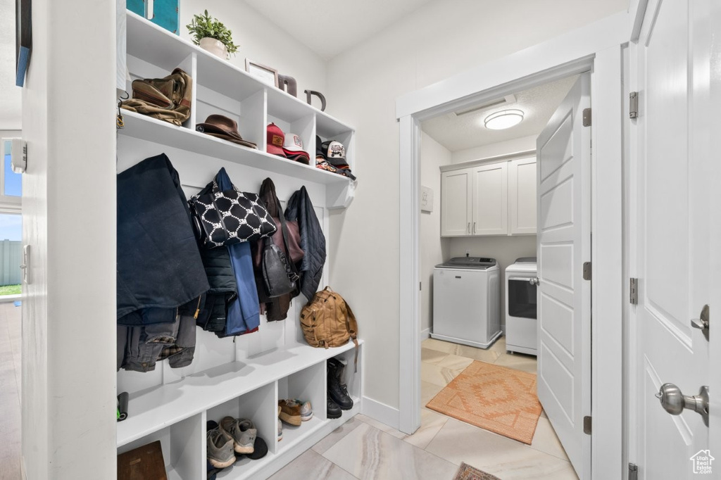 5597 W 5600 S Hooper, UT 84315