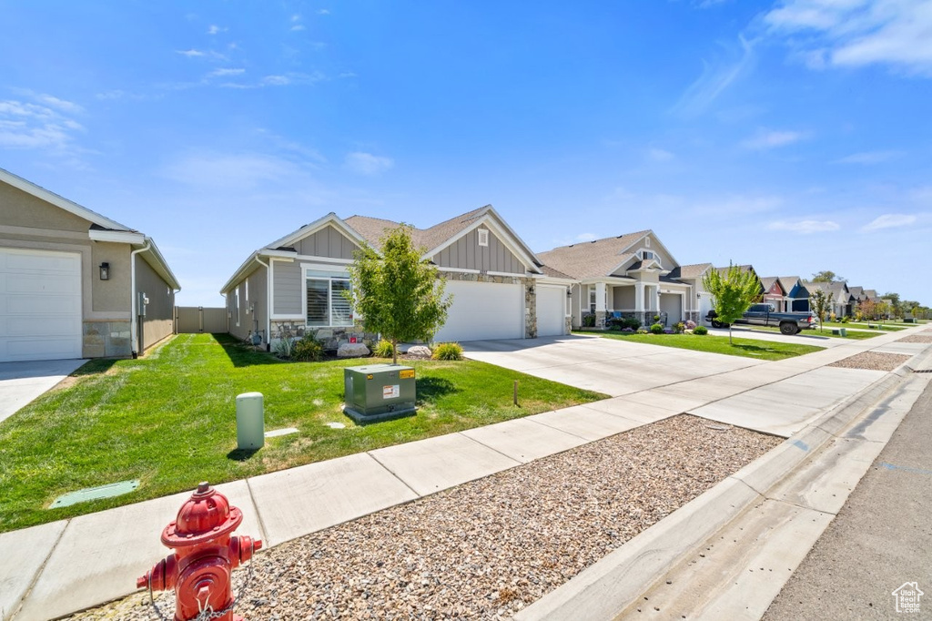 5597 W 5600 S Hooper, UT 84315