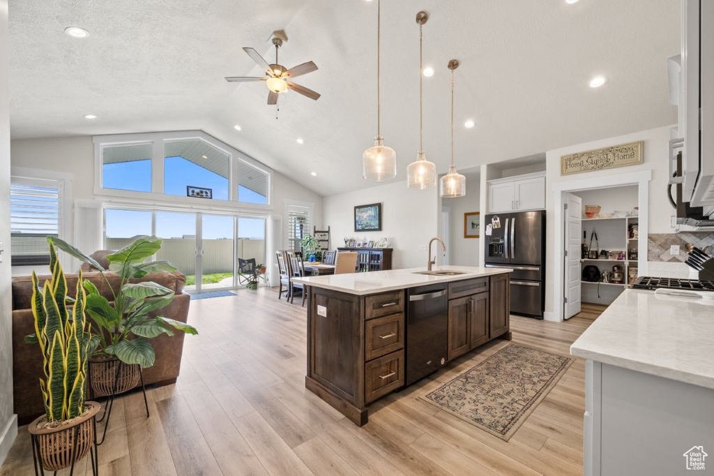5597 W 5600 S Hooper, UT 84315