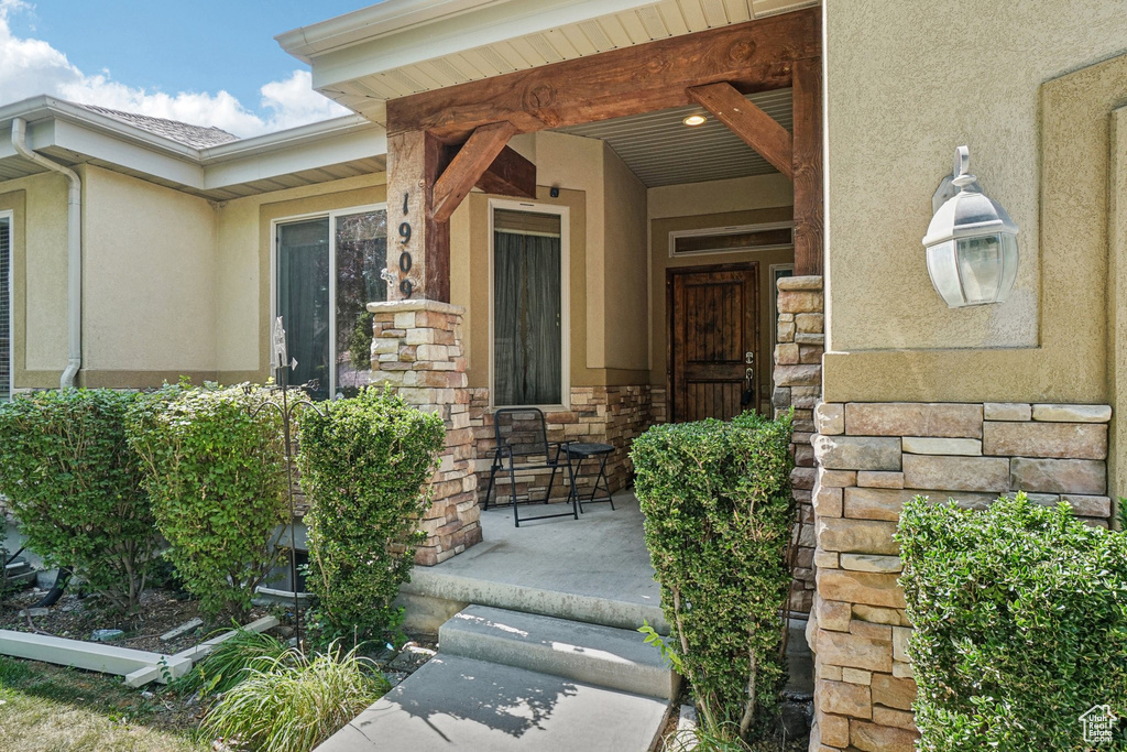 1909 W GOLDEN POND WAY Orem, UT 84059
