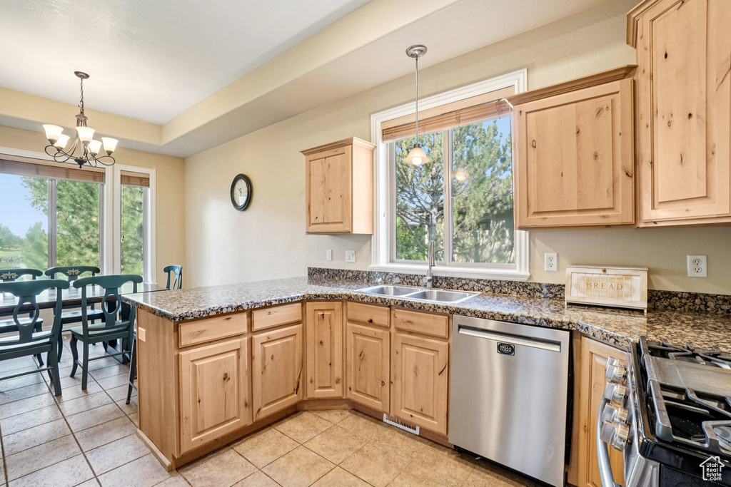 1909 W GOLDEN POND WAY Orem, UT 84059