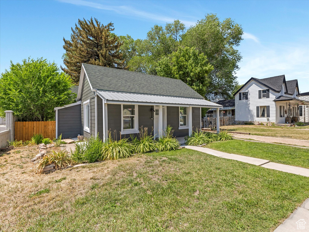 Photo 2 for MLS #2103675 at 82 S Main St