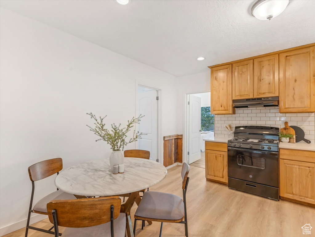 Photo 9 for MLS #2103675 at 82 S Main St