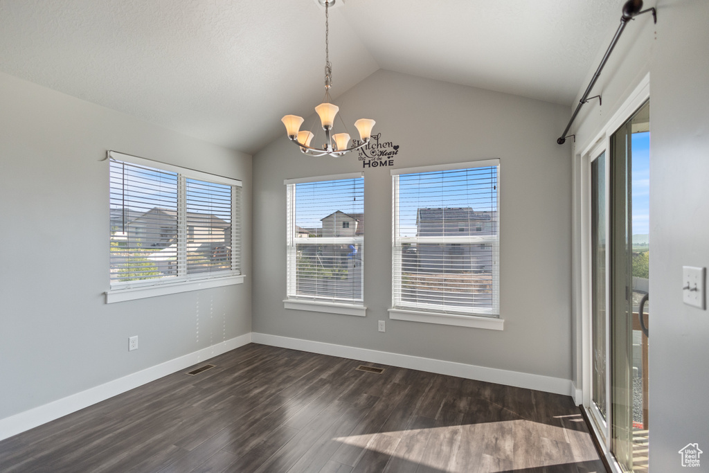 Photo 11 for MLS #2103676 at 583 Sunset Dr