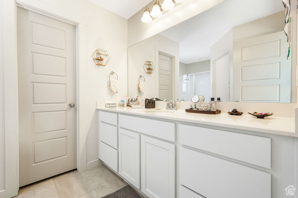 Photo 9 for MLS #2103686 at 5682 N Goldfinch Ln
