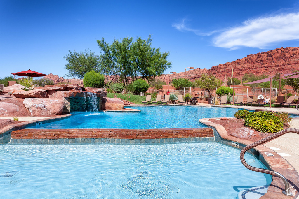 Photo 60 for MLS #2103690 at 2329 N Cohonina Trl