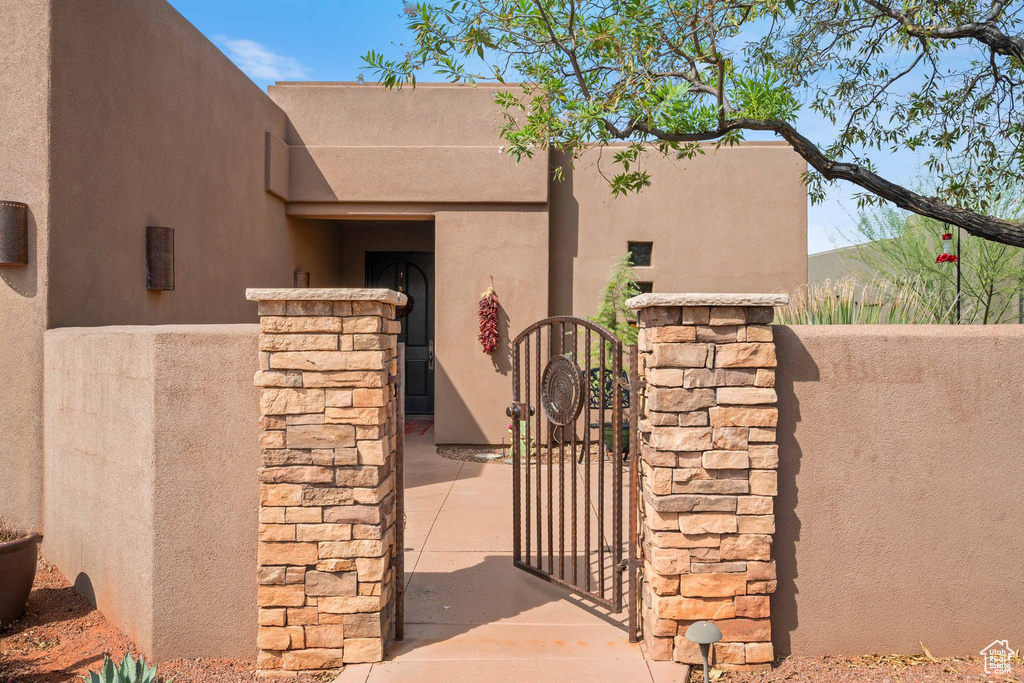 Photo 4 for MLS #2103690 at 2329 N Cohonina Trl