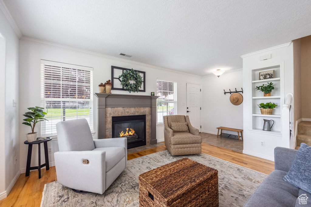 Photo 5 for MLS #2103691 at 893 Zurich Ln