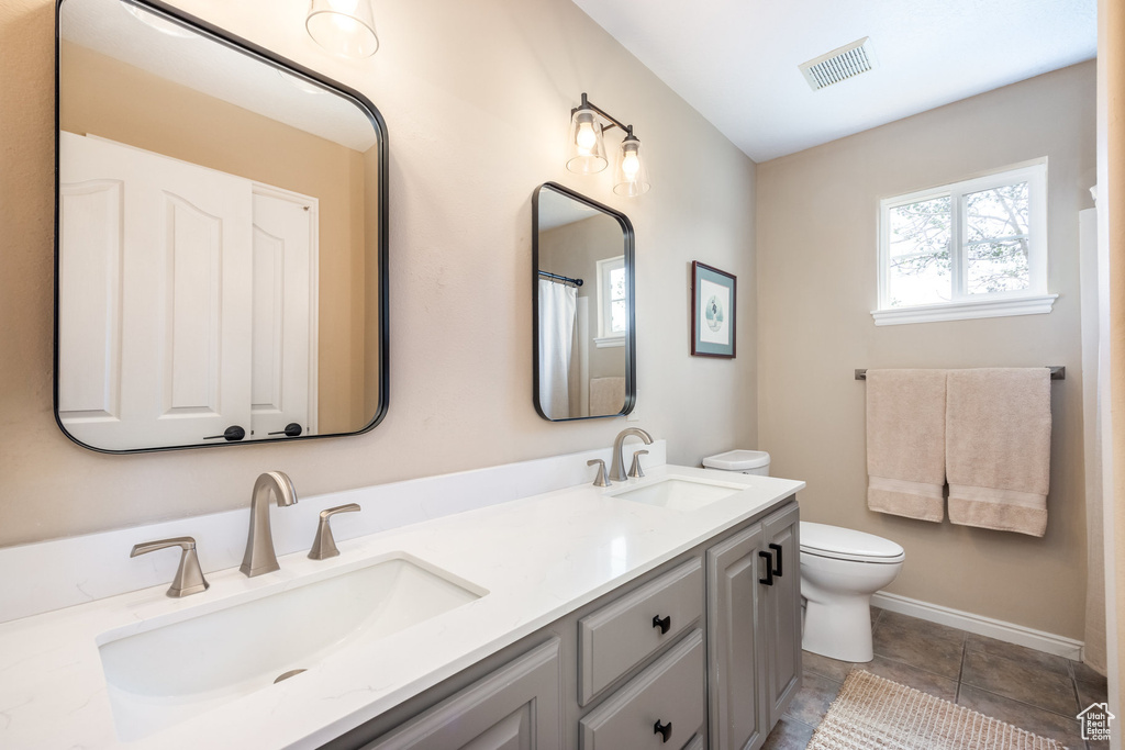 Photo 21 for MLS #2103691 at 893 Zurich Ln