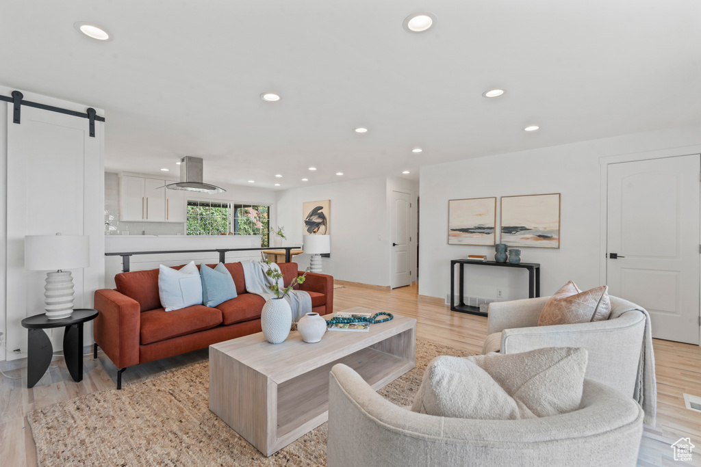 2259 S LAKELINE DR Salt Lake City, UT 84109