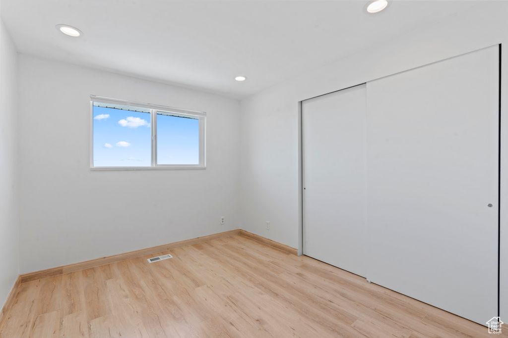 2259 S LAKELINE DR Salt Lake City, UT 84109