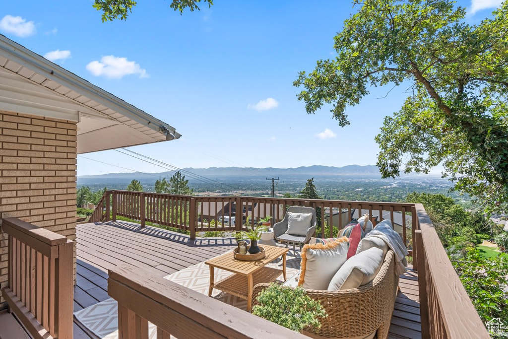 2259 S LAKELINE DR Salt Lake City, UT 84109
