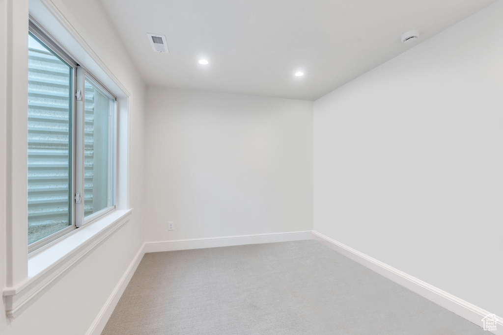 Photo 32 for MLS #2103708 at 8 W Stillwater St #147