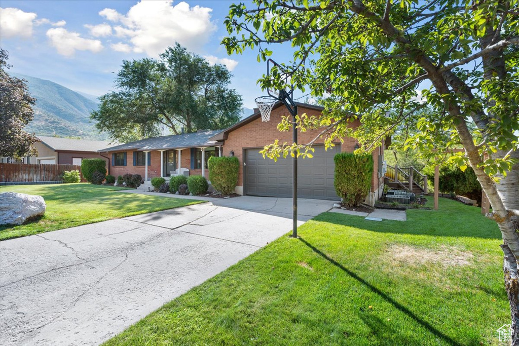 Photo 2 for MLS #2103709 at 2782 E Brinton Way