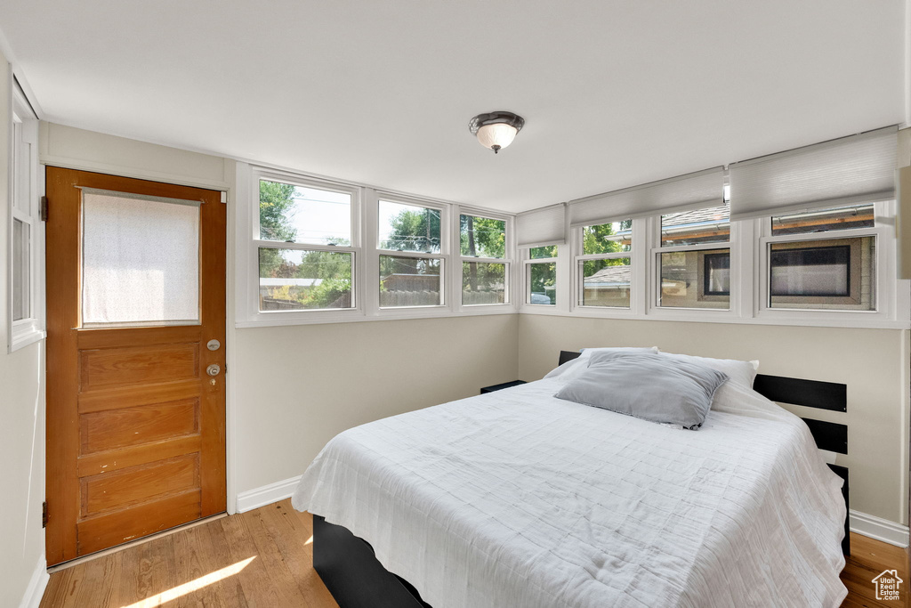 Photo 12 for MLS #2103713 at 352 E Garfield Ave