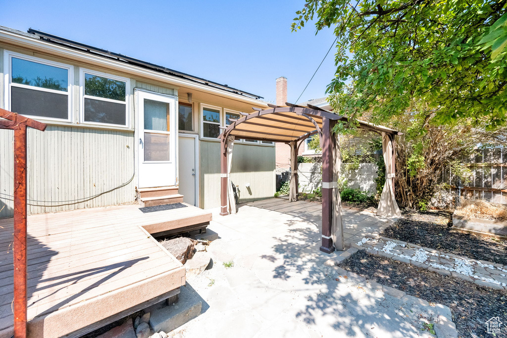 Photo 18 for MLS #2103713 at 352 E Garfield Ave