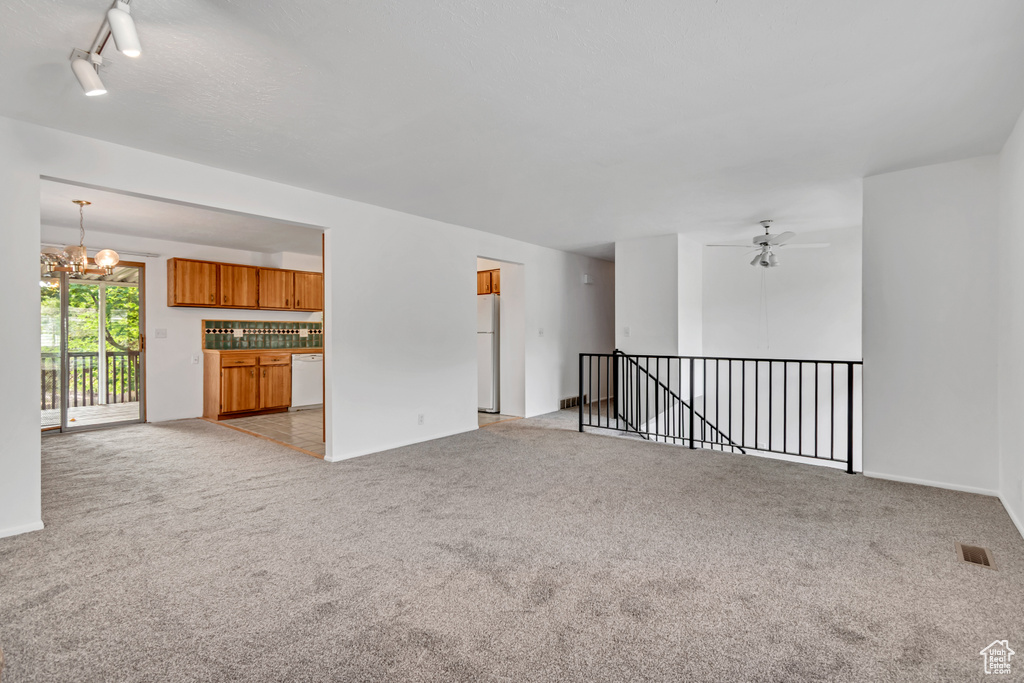 7872 S NEWPORT WAY Cottonwood Heights, UT 84121