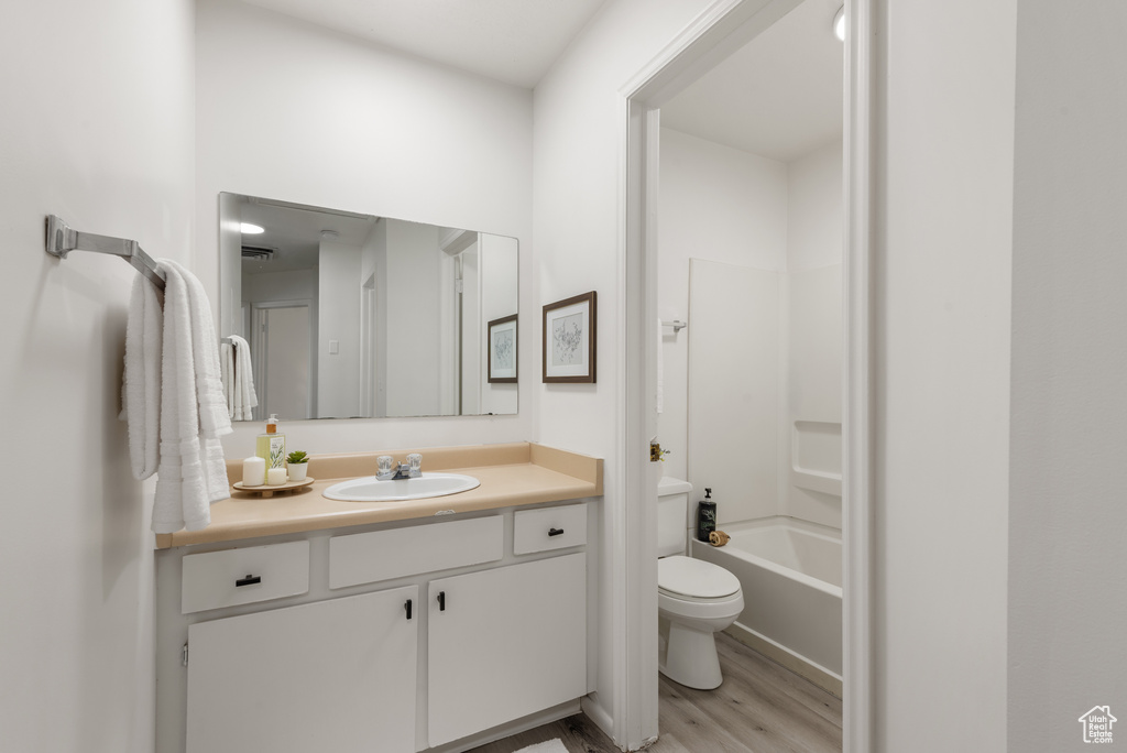 Photo 19 for MLS #2103732 at 241 E Crestone Ave #16A