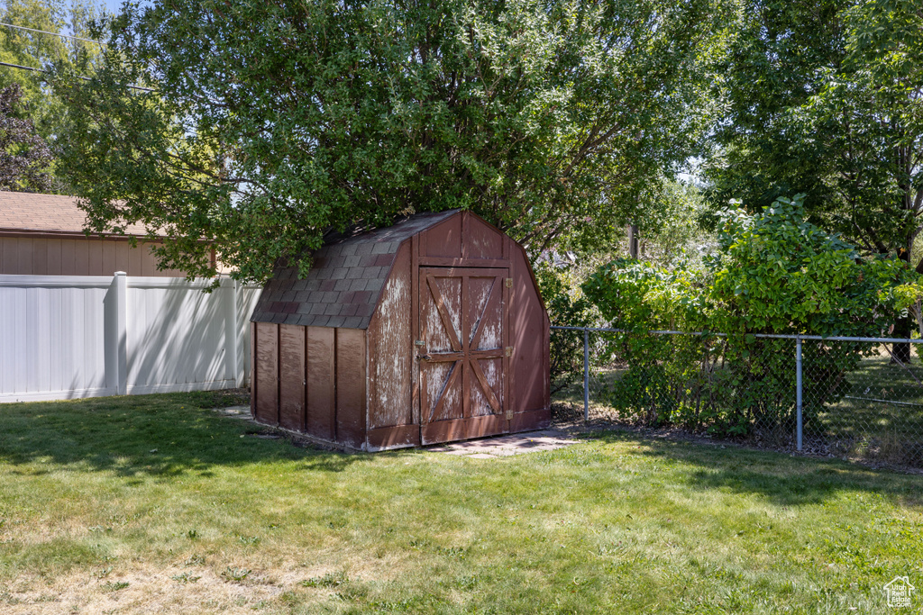 9191 S 220 E Sandy, UT 84070