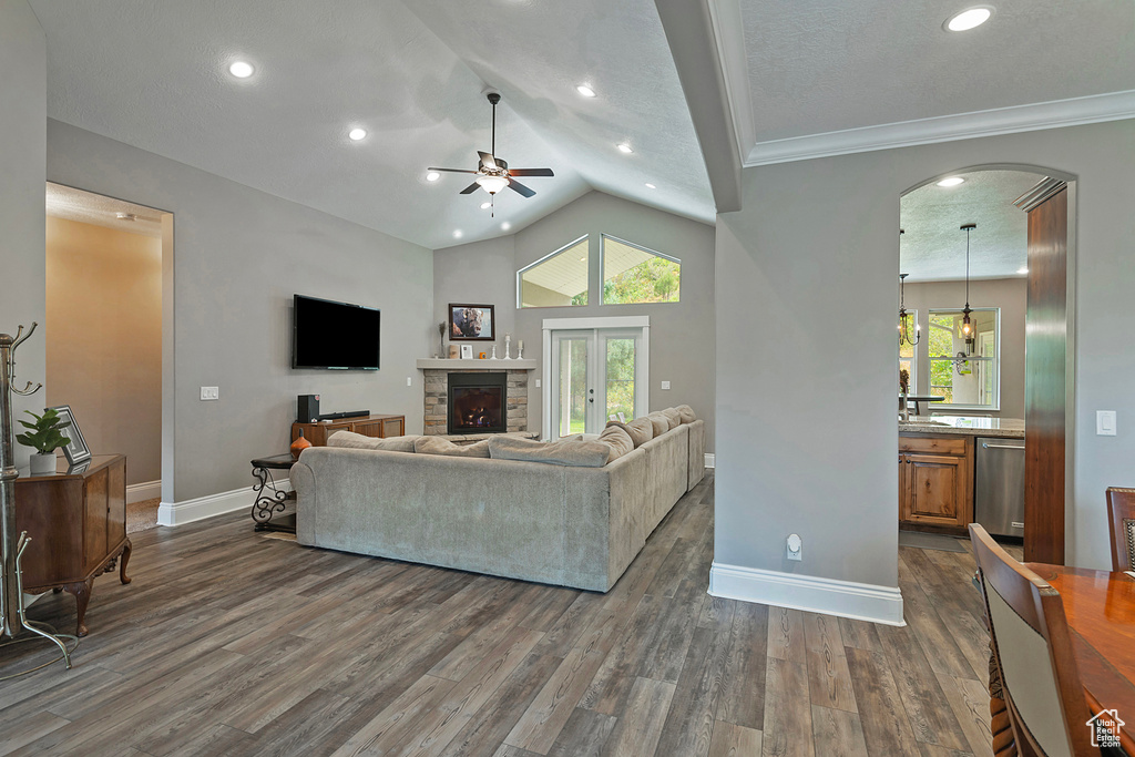 Photo 10 for MLS #2103739 at 870 E 350 South