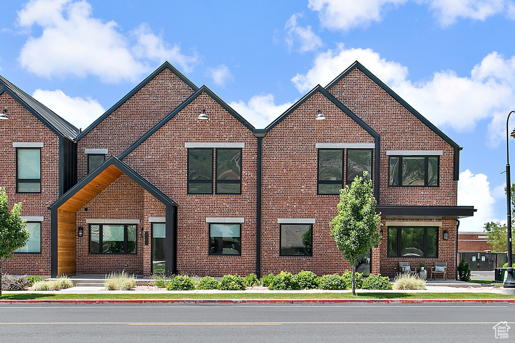 10153 N REDWOOD DR Cedar Hills, UT 84062