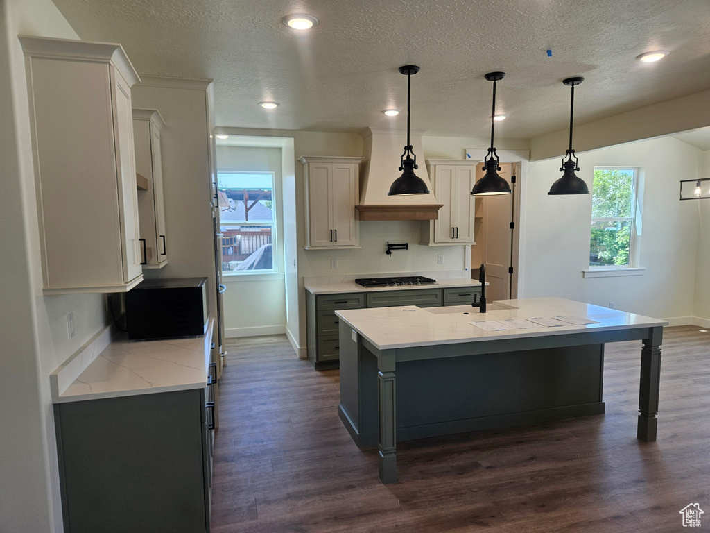 242 S 300 E Lehi, UT 84043