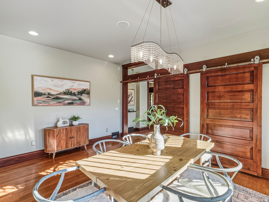 1326 S 1000 E Salt Lake City, UT 84105