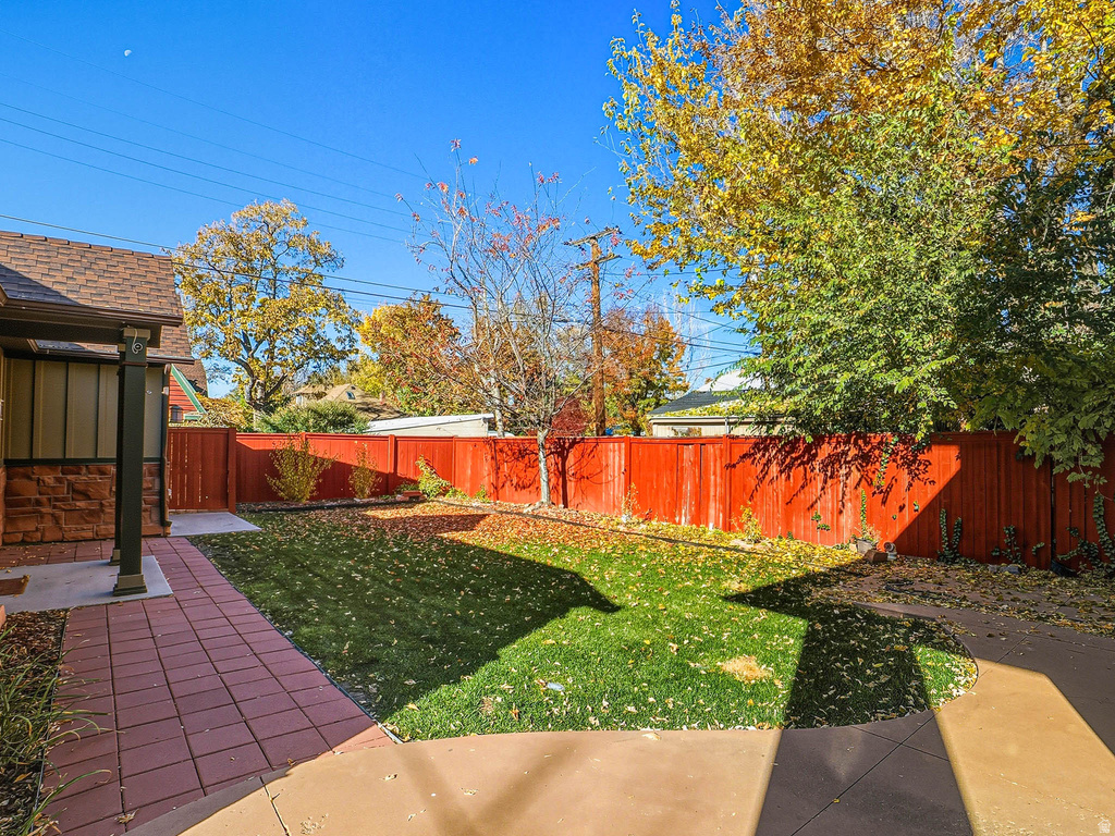 1326 S 1000 E Salt Lake City, UT 84105