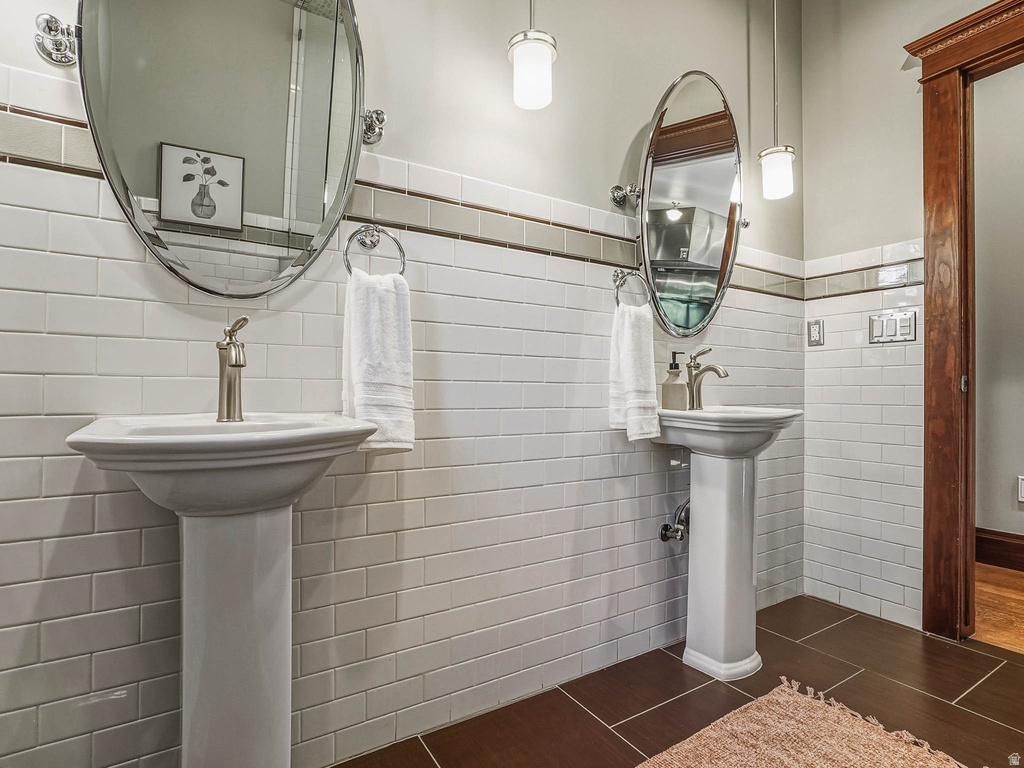 1326 S 1000 E Salt Lake City, UT 84105