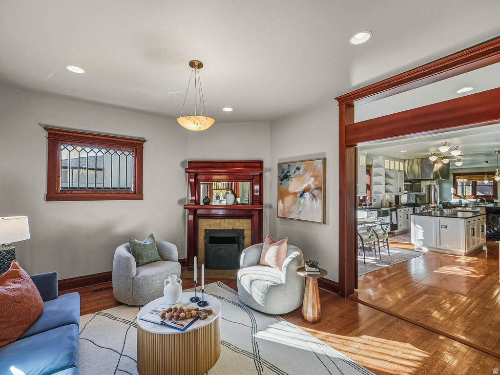 1326 S 1000 E Salt Lake City, UT 84105