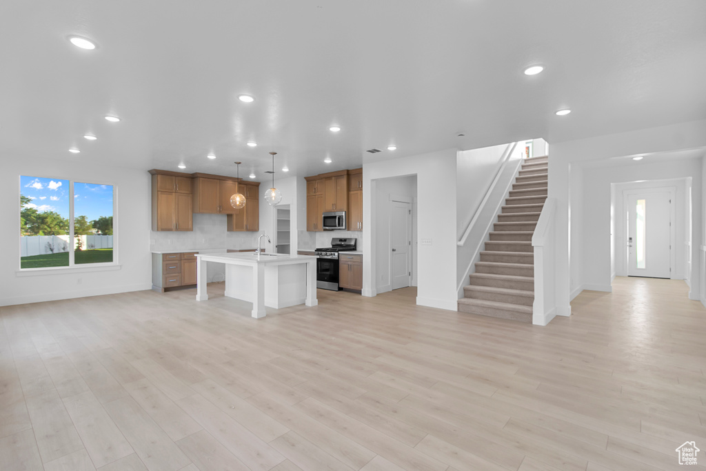 Photo 2 for MLS #2103784 at 1230 W 575 South