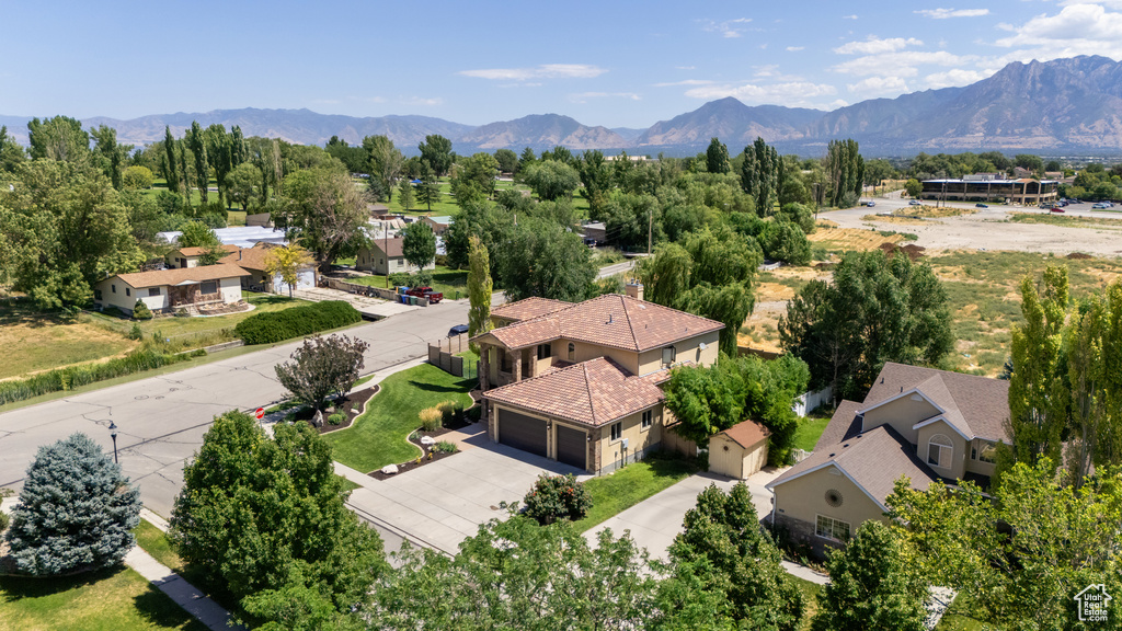 6683 S ALICE SUSANNA LN West Jordan, UT 84084