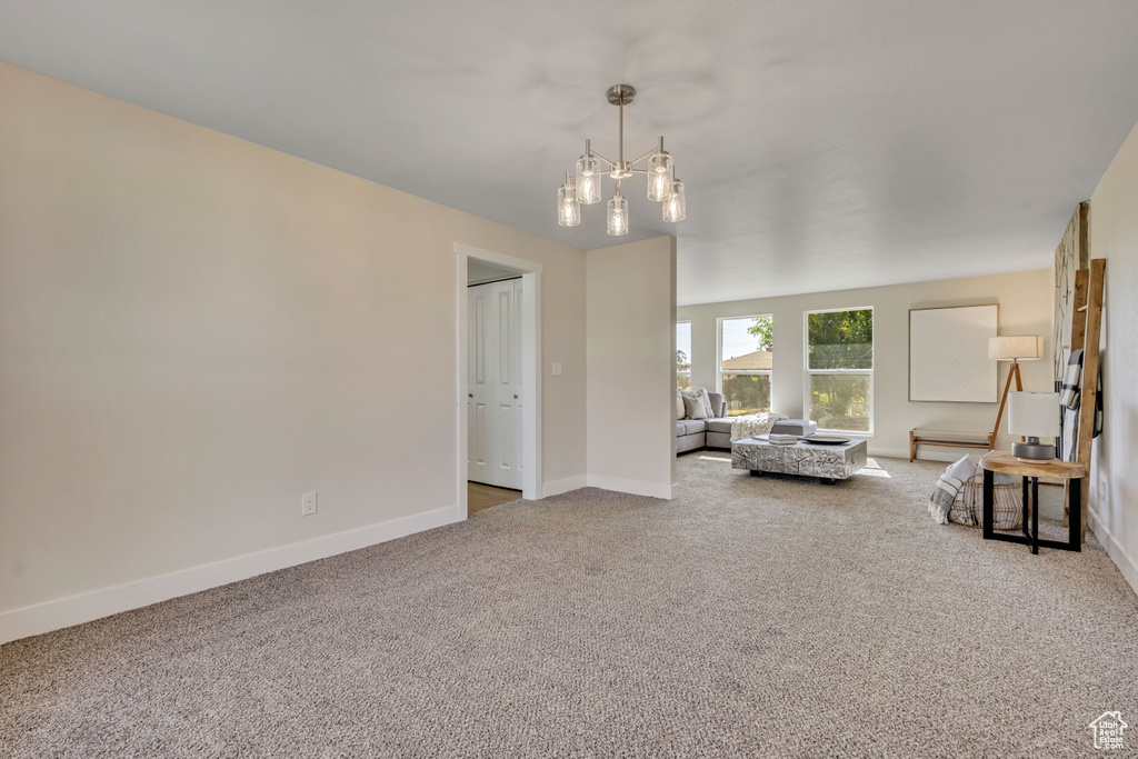 5998 S 3100 W Roy, UT 84067