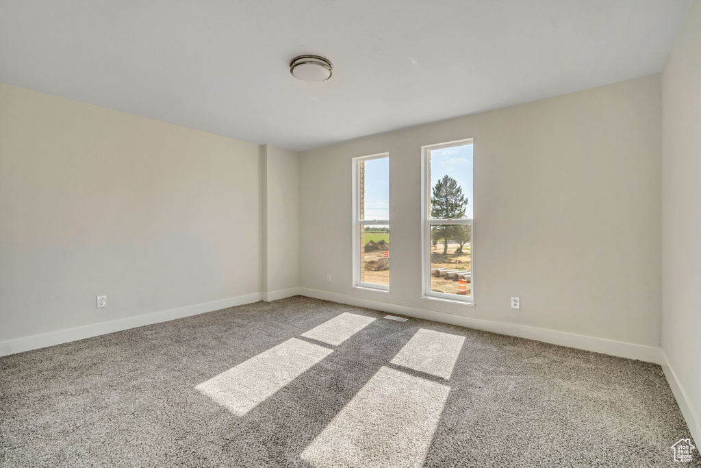 5998 S 3100 W Roy, UT 84067