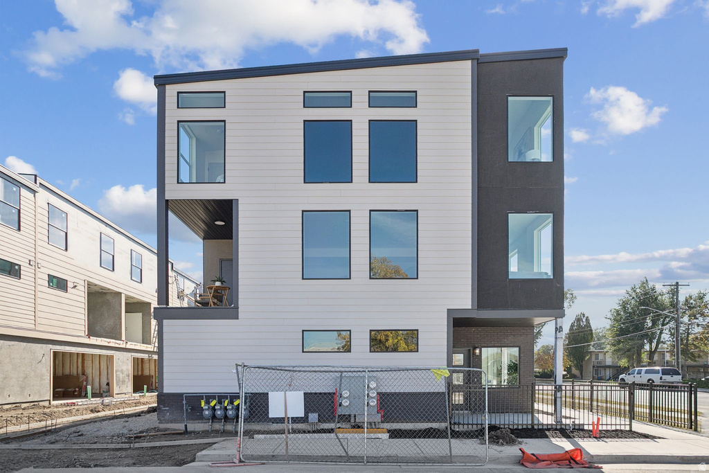 326 E 3390 S #12 South Salt Lake, UT 84115