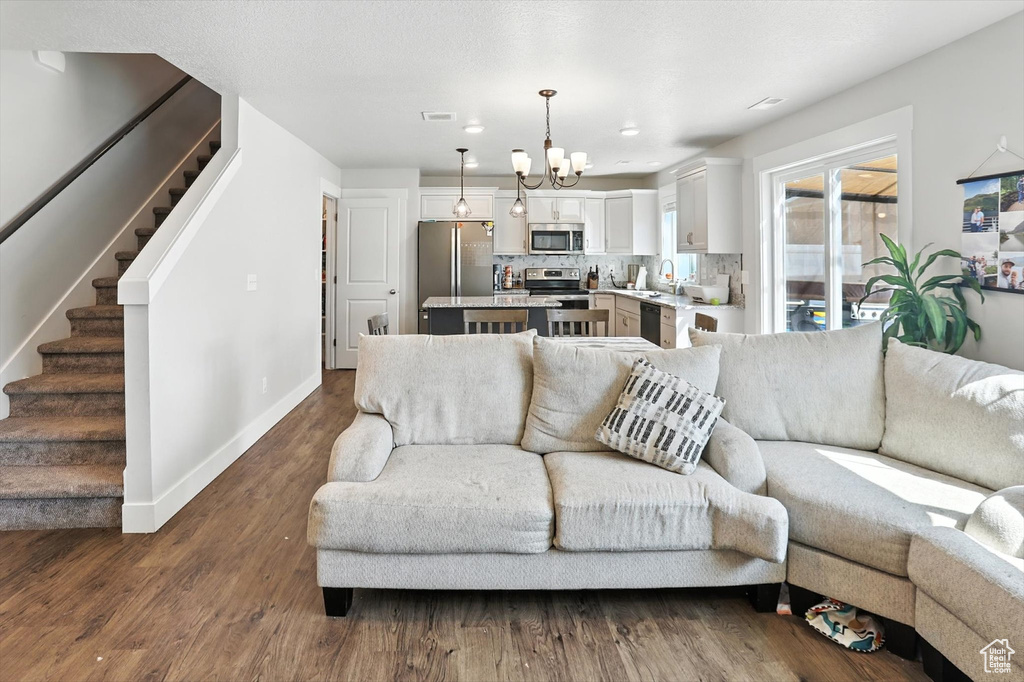 842 N 900 W Tremonton, UT 84337