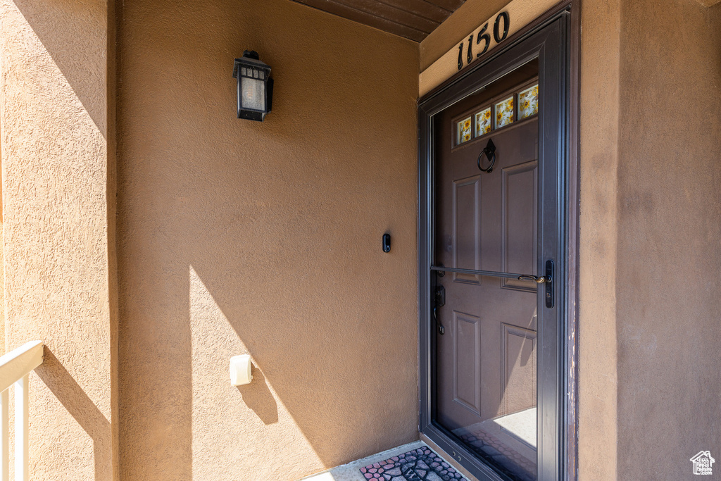 1150 N WHILTSHIRE DR North Salt Lake, UT 84054