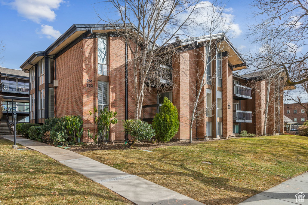 251 S 700 E #11 Salt Lake City, UT 84102