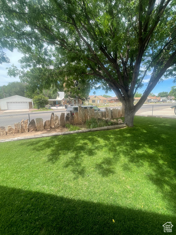 Photo 5 for MLS #2103842 at 611 E Lagoon St