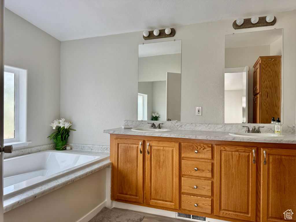 355 N 300 E Huntington, UT 84528